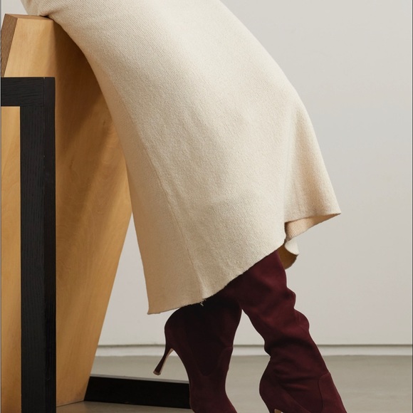 Boots wine color 3” heel - Picture 2 of 3